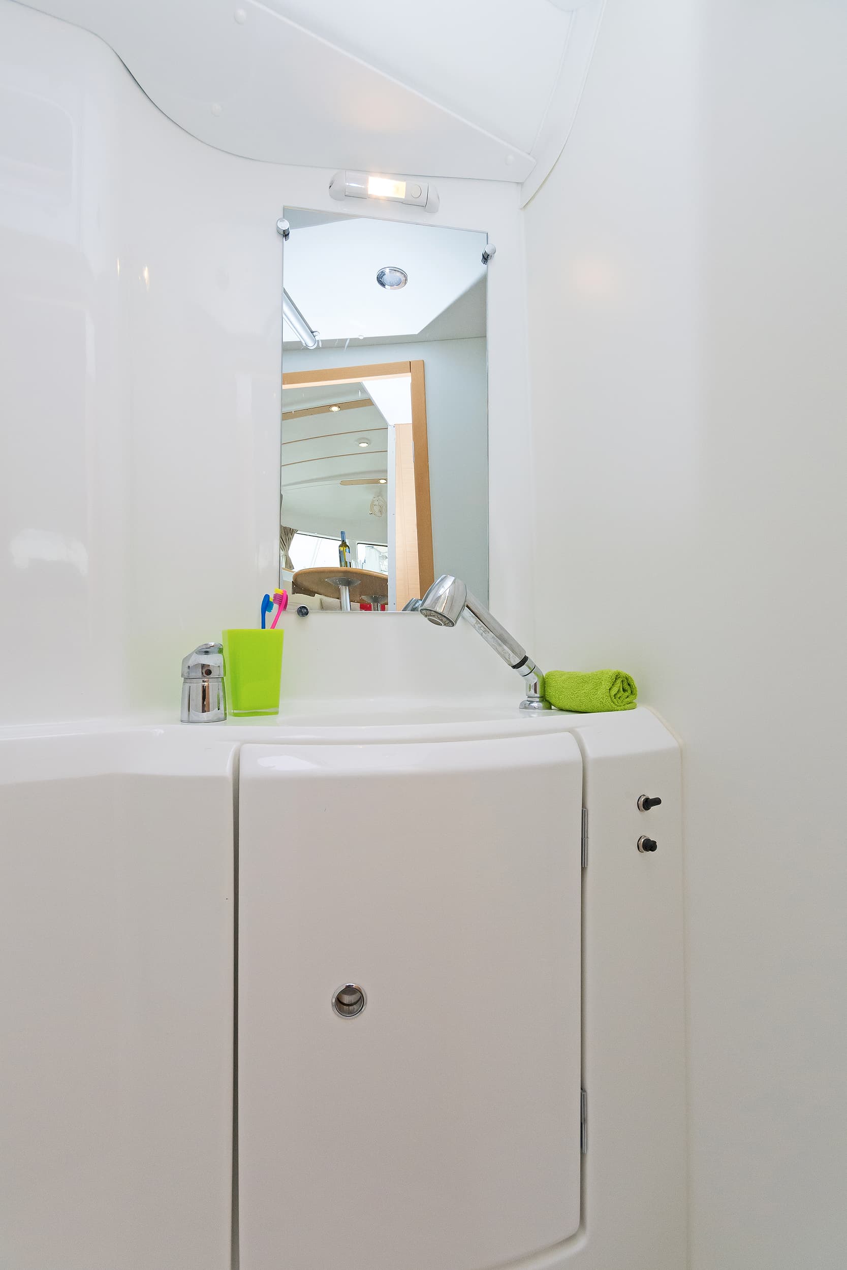 Lagoon 380 S2 - photo 6