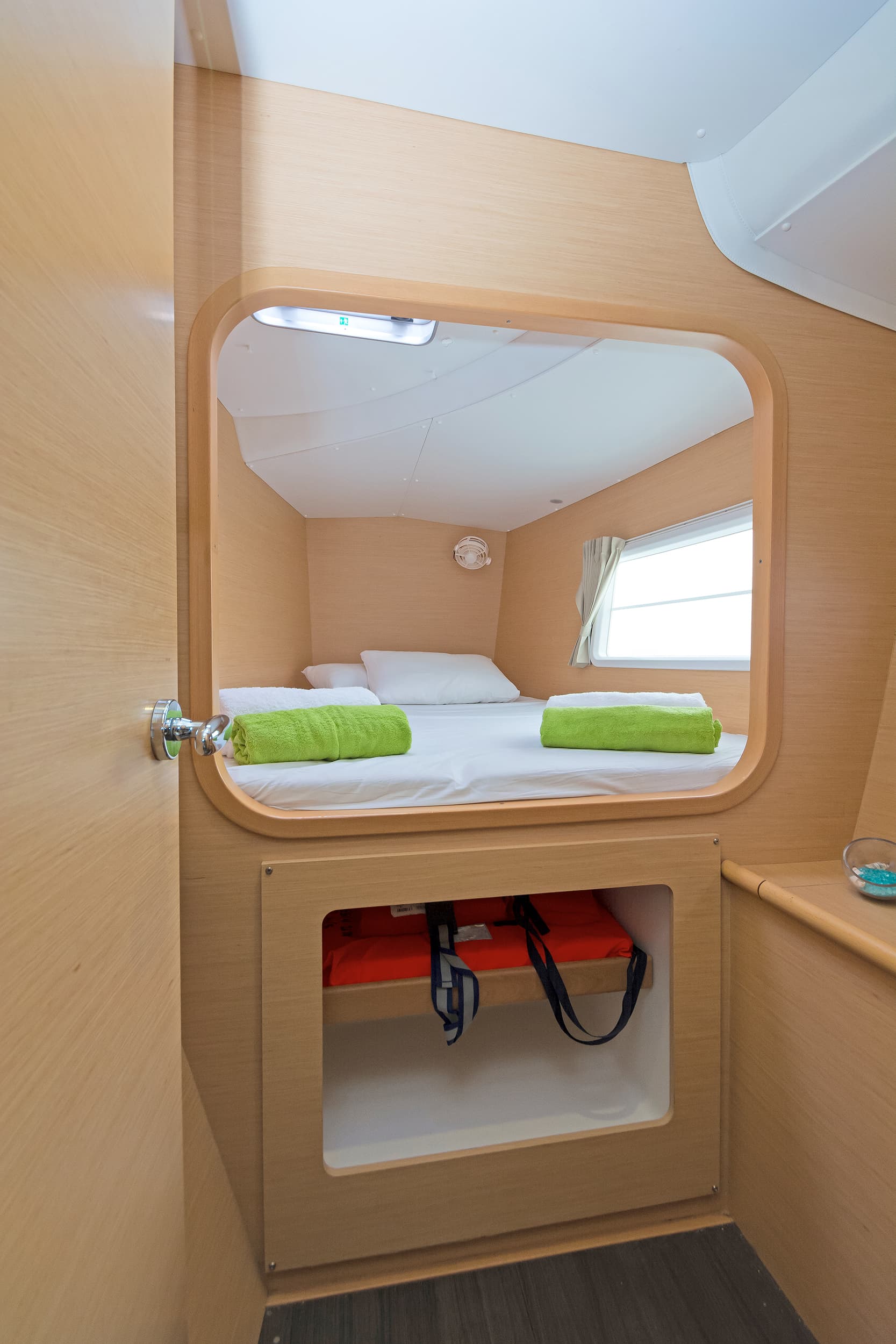 Lagoon 380 S2 - photo 4