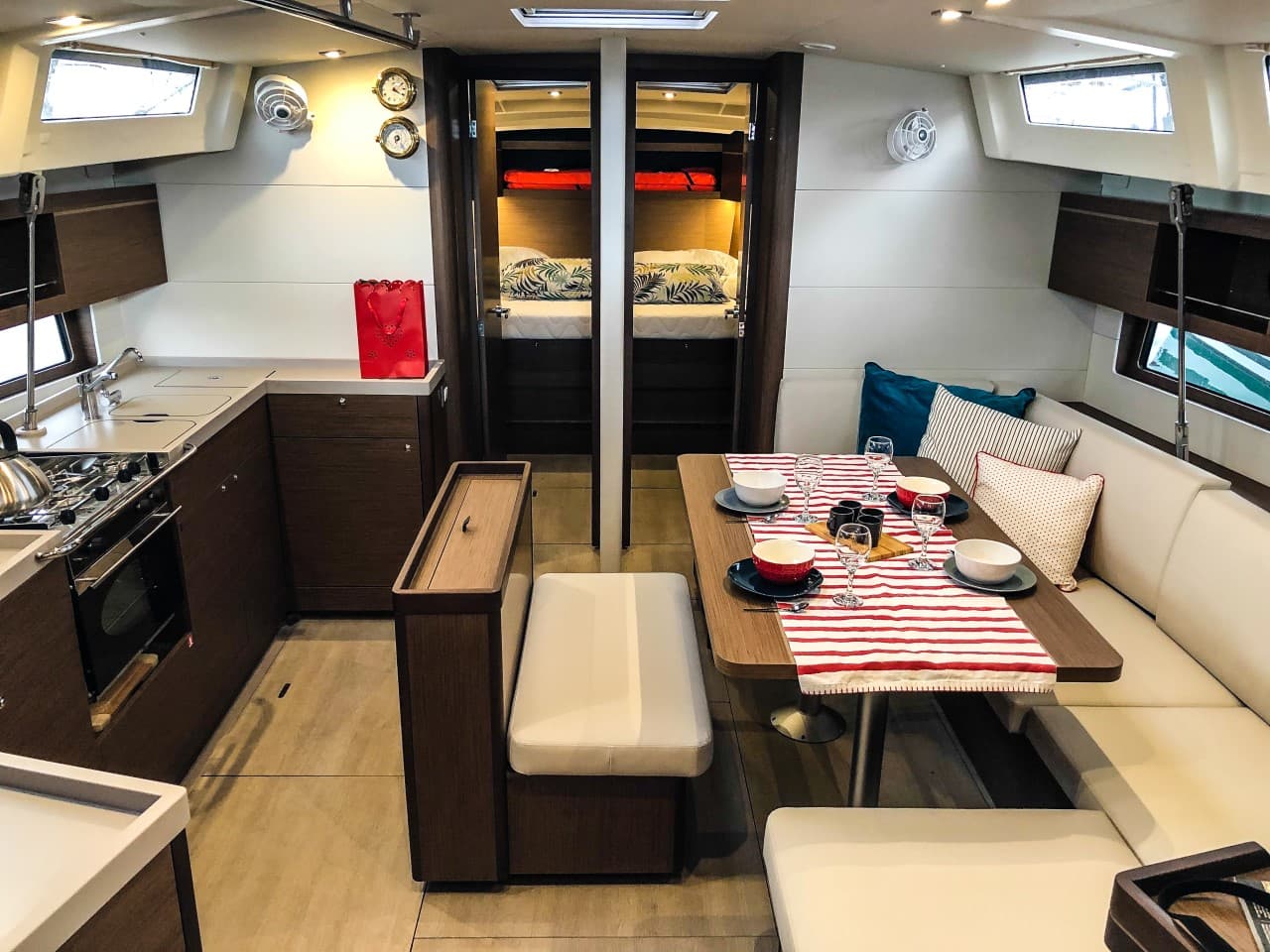 Oceanis 46.1 - photo 23