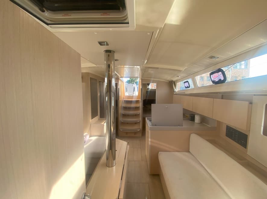 Oceanis 41.1 - photo 6