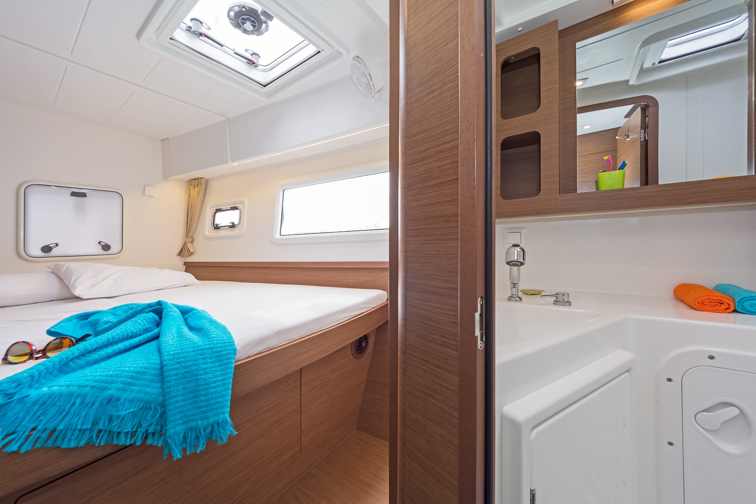 Lagoon 42 - photo 14