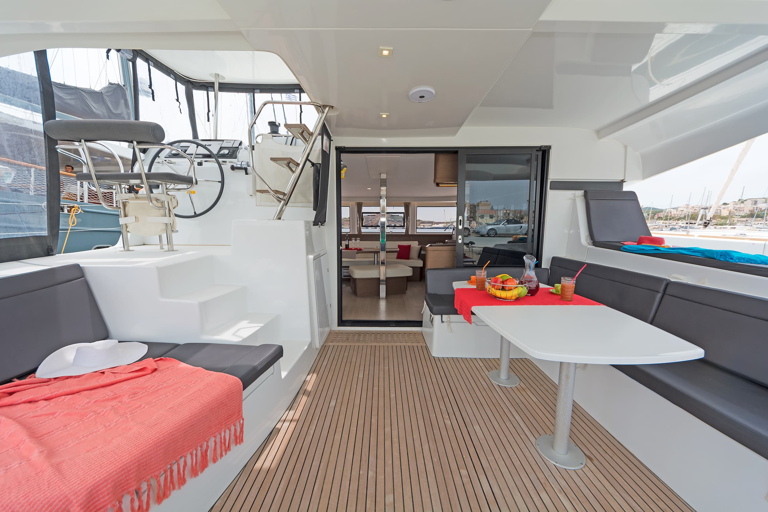 Lagoon 42 - photo 25