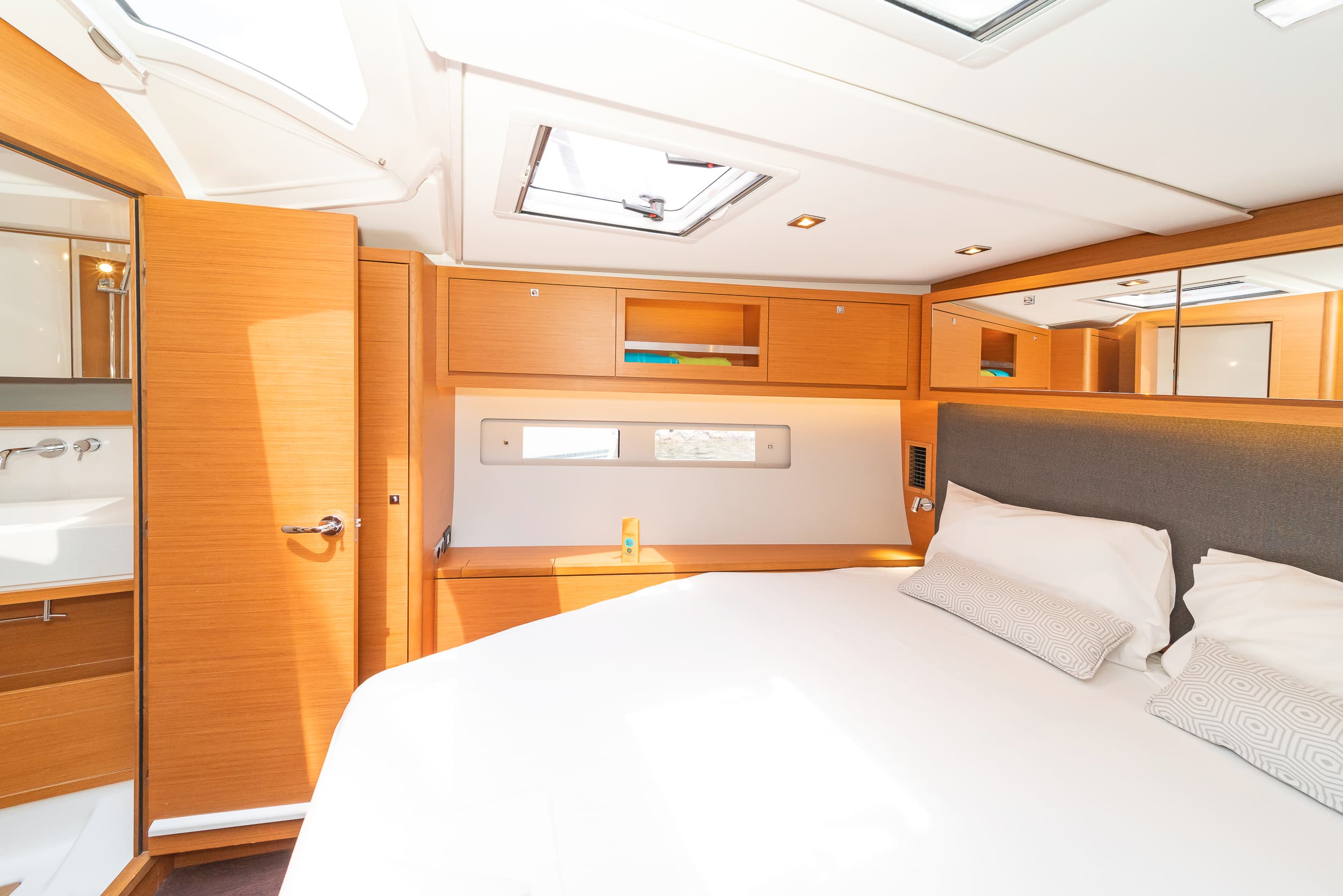 Dufour 530 - photo 14