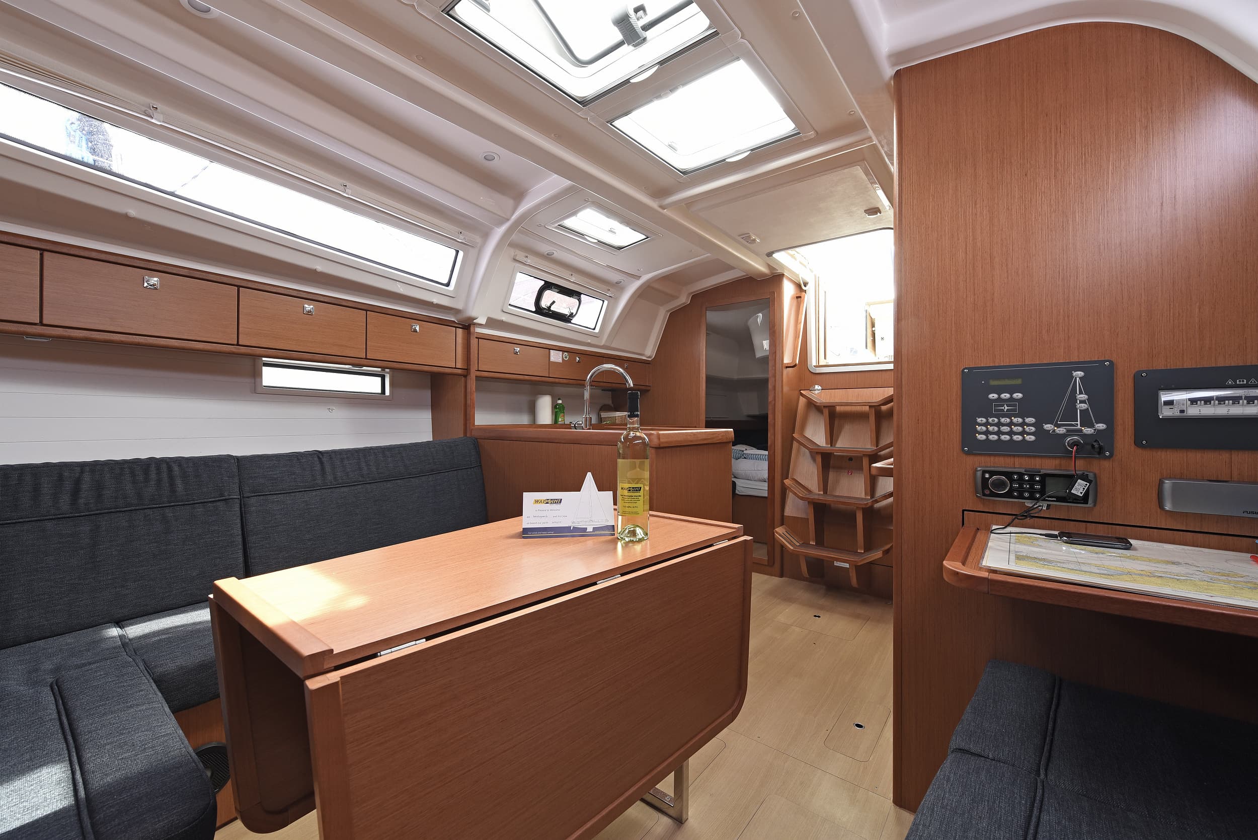 Bavaria Cruiser 37 - photo 7