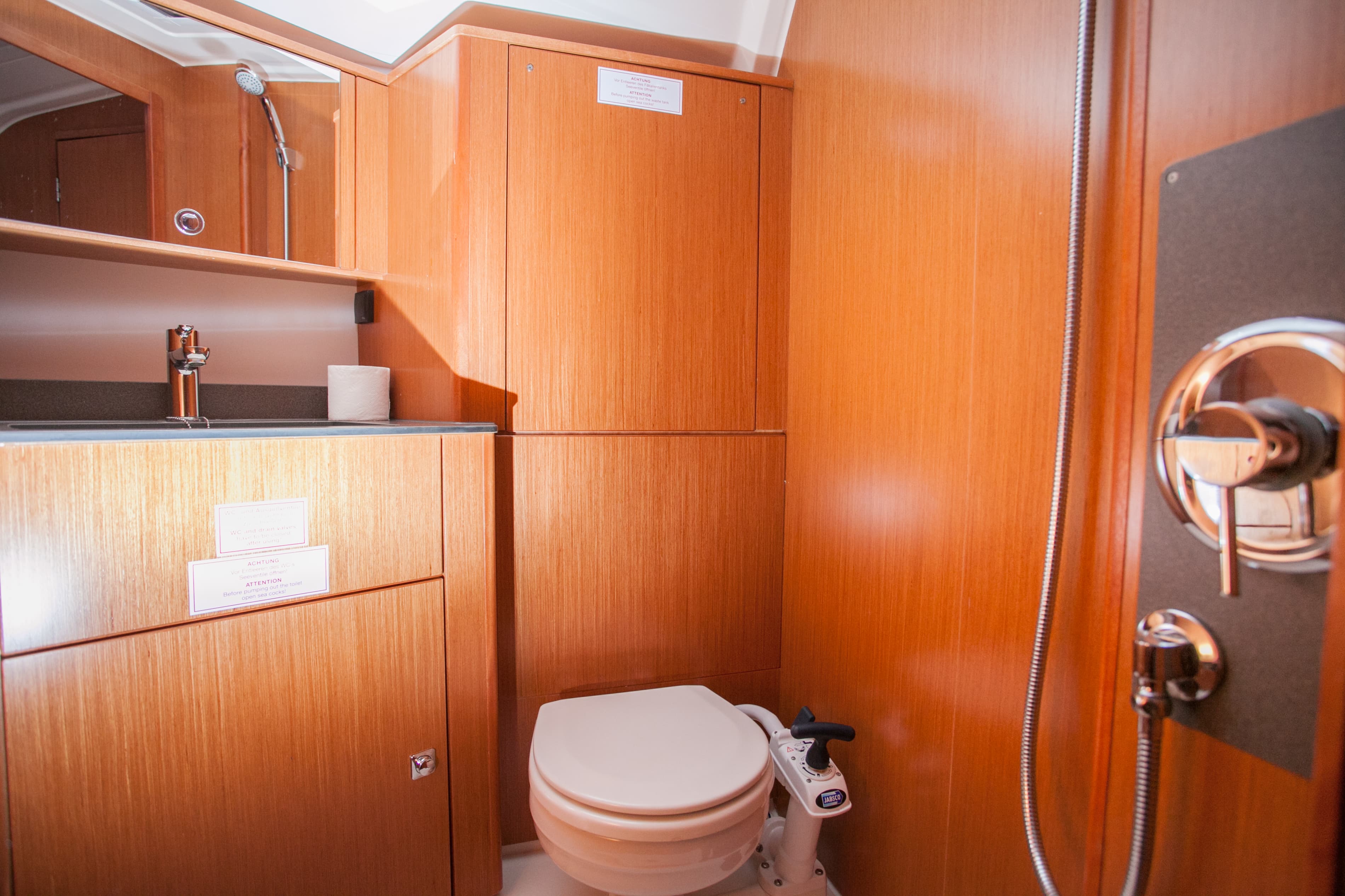 Bavaria Cruiser 41 - photo 10