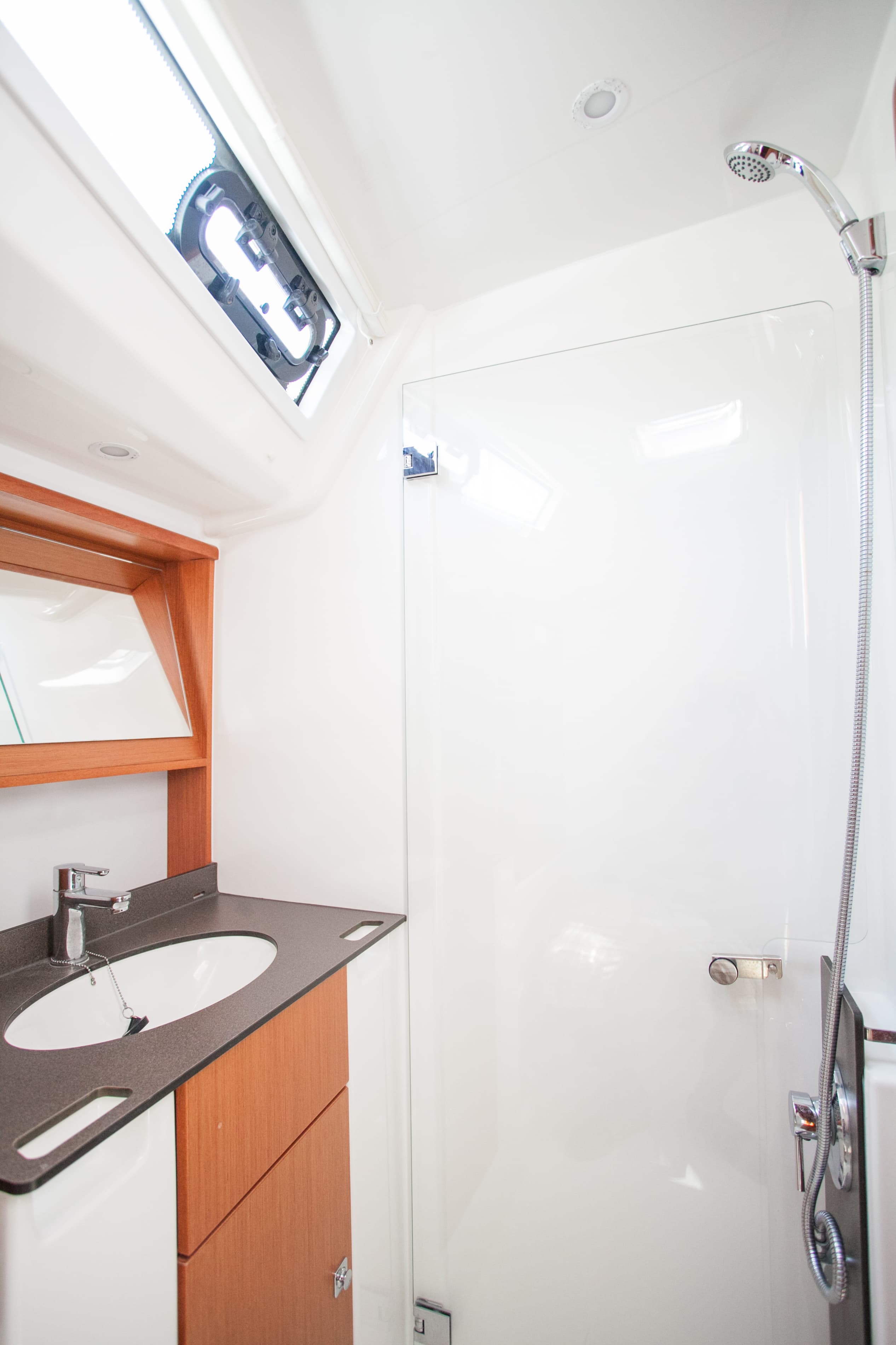 Bavaria Cruiser 51 - photo 11