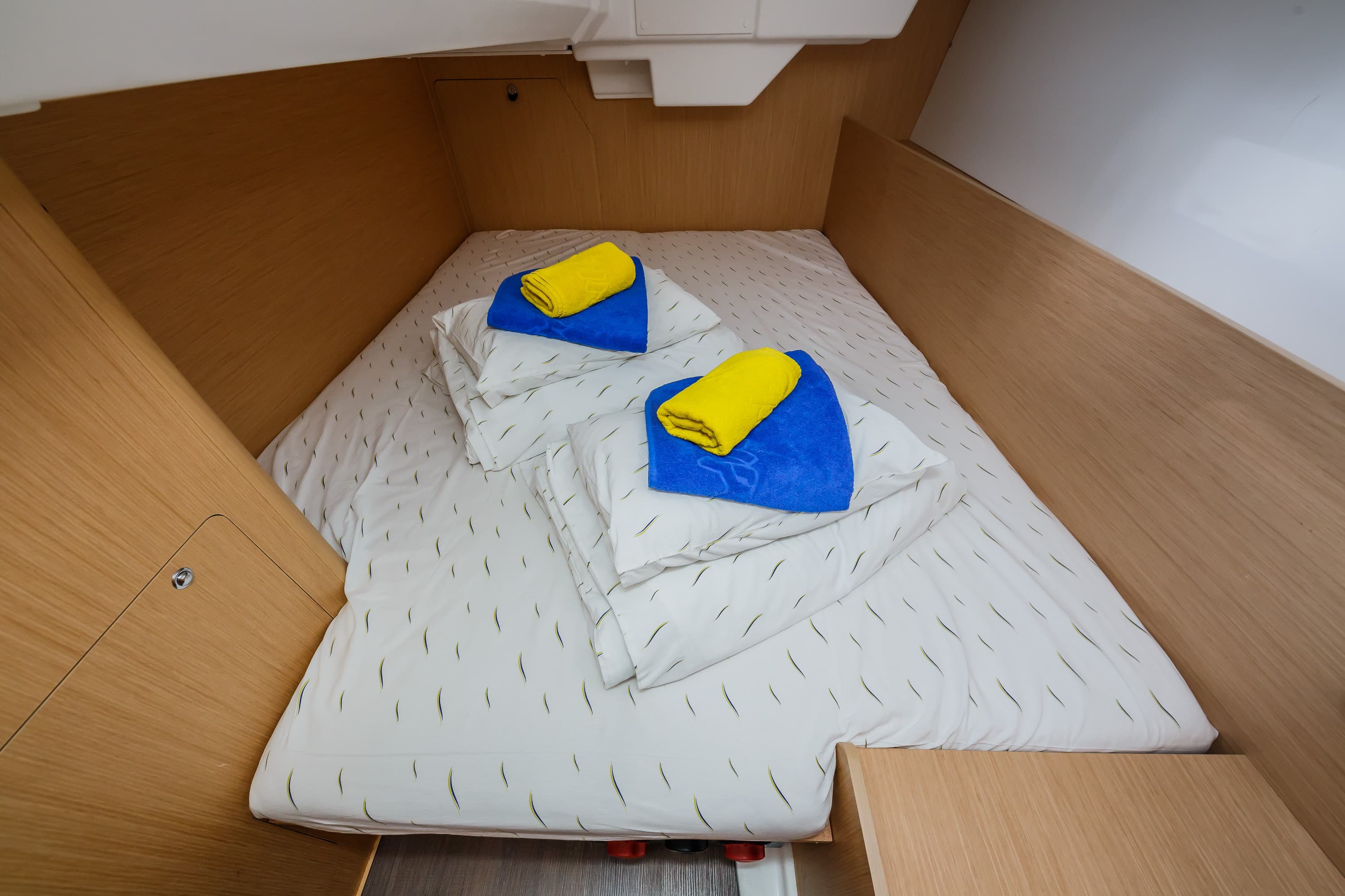 Oceanis 38.1 - photo 4