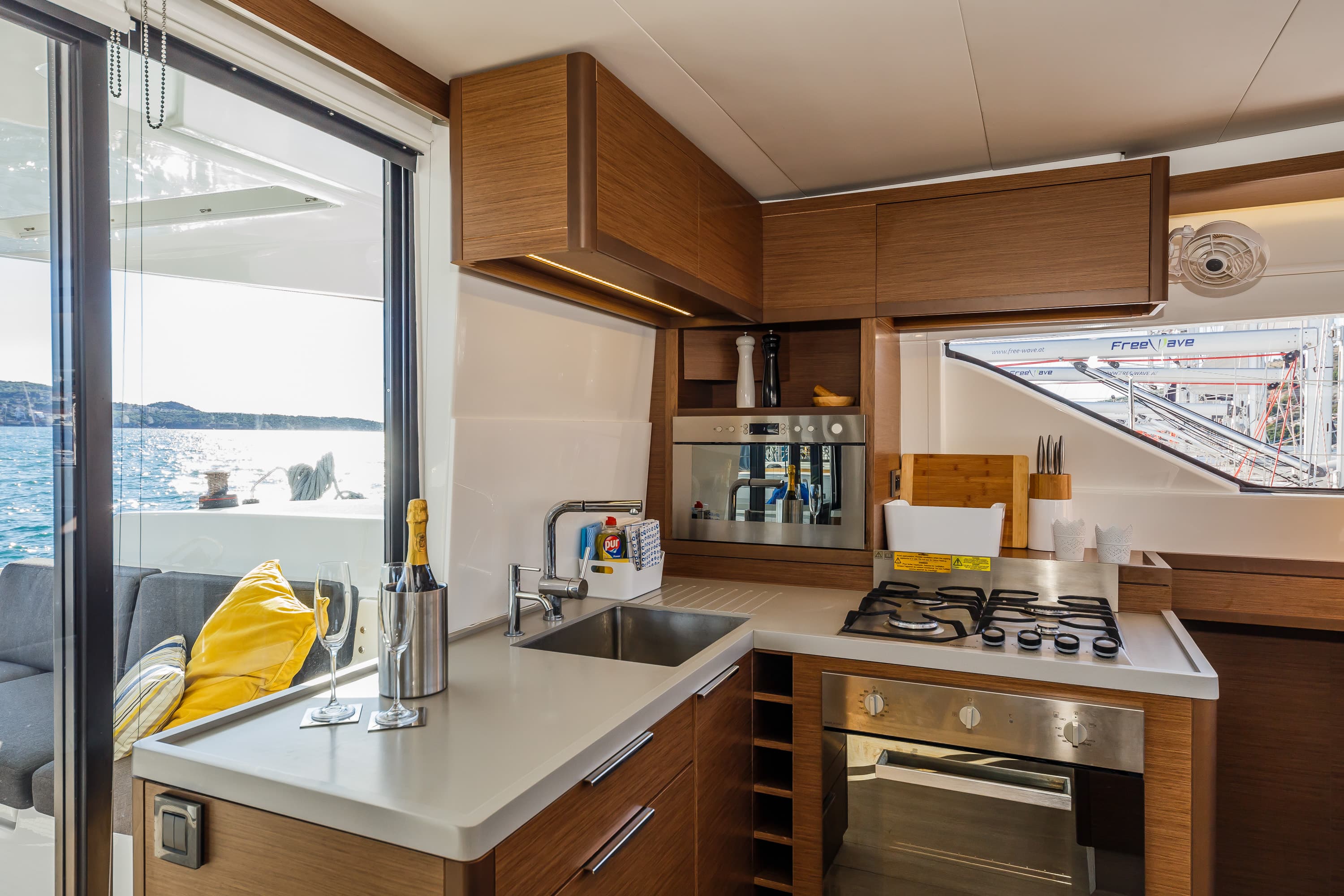 Lagoon 50 - photo 17