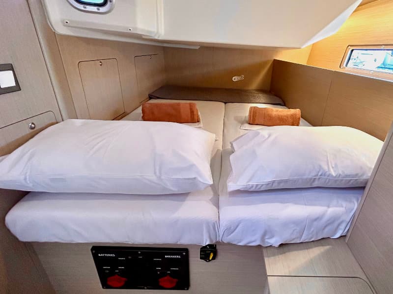 Oceanis 40.1 - photo 17