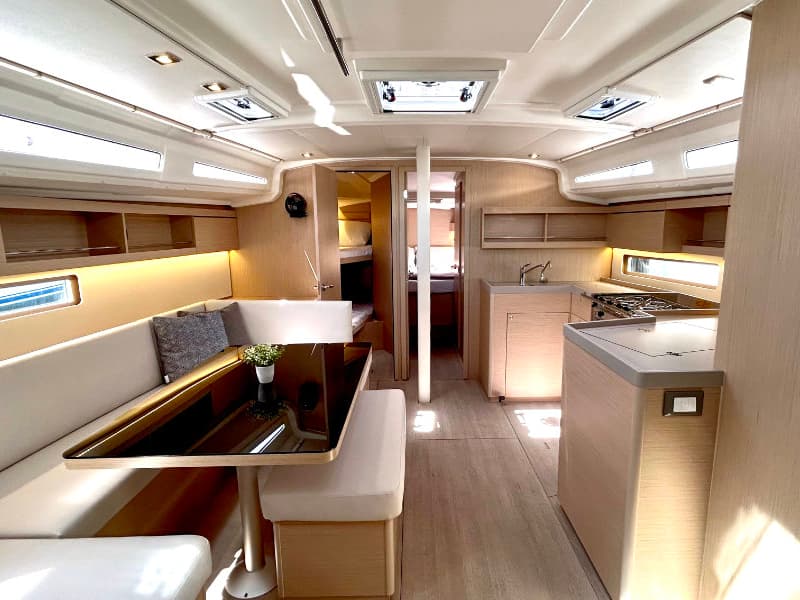 Oceanis 40.1 - photo 10