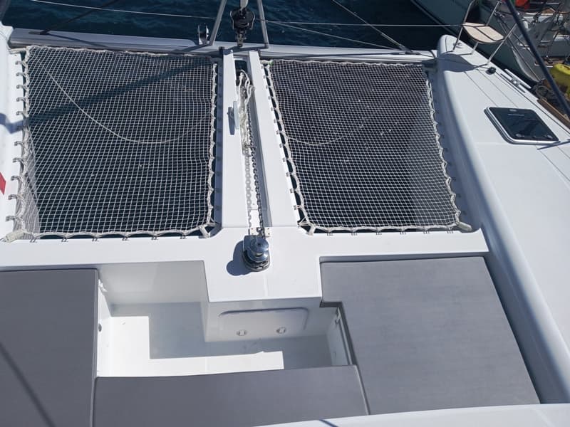 Lagoon 450 Fly - photo 4