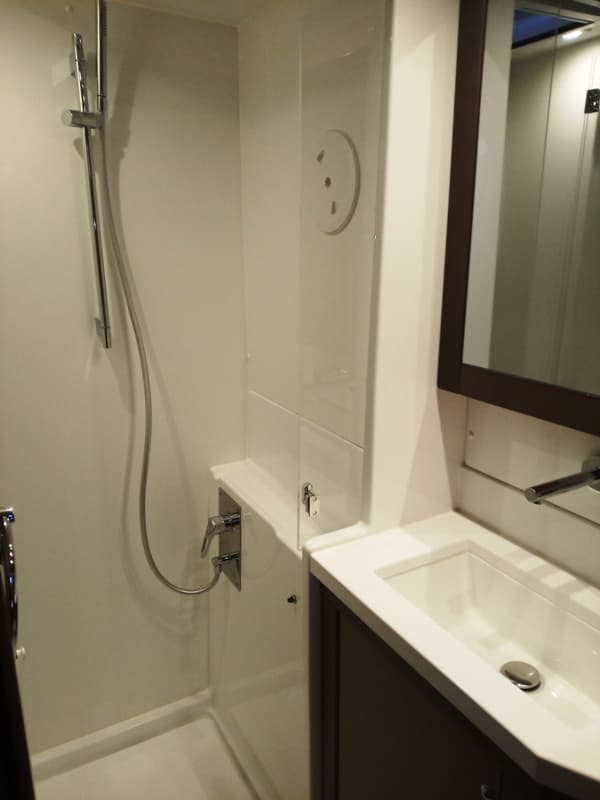 Lagoon 450 Fly - photo 8