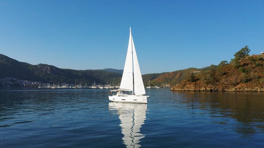 Dufour 390 - photo 12