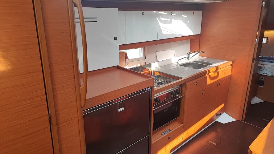 Dufour 390 - photo 16