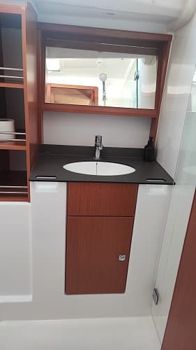 Bavaria 51 Cruiser - photo 24