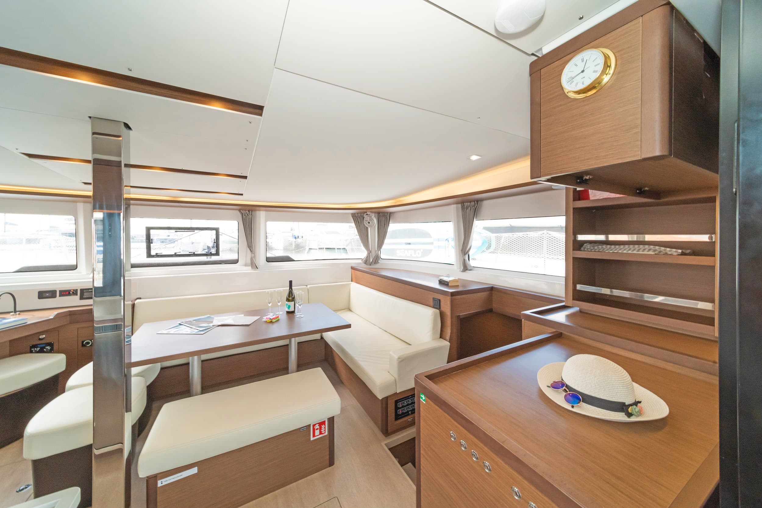 Lagoon 46  - photo 17