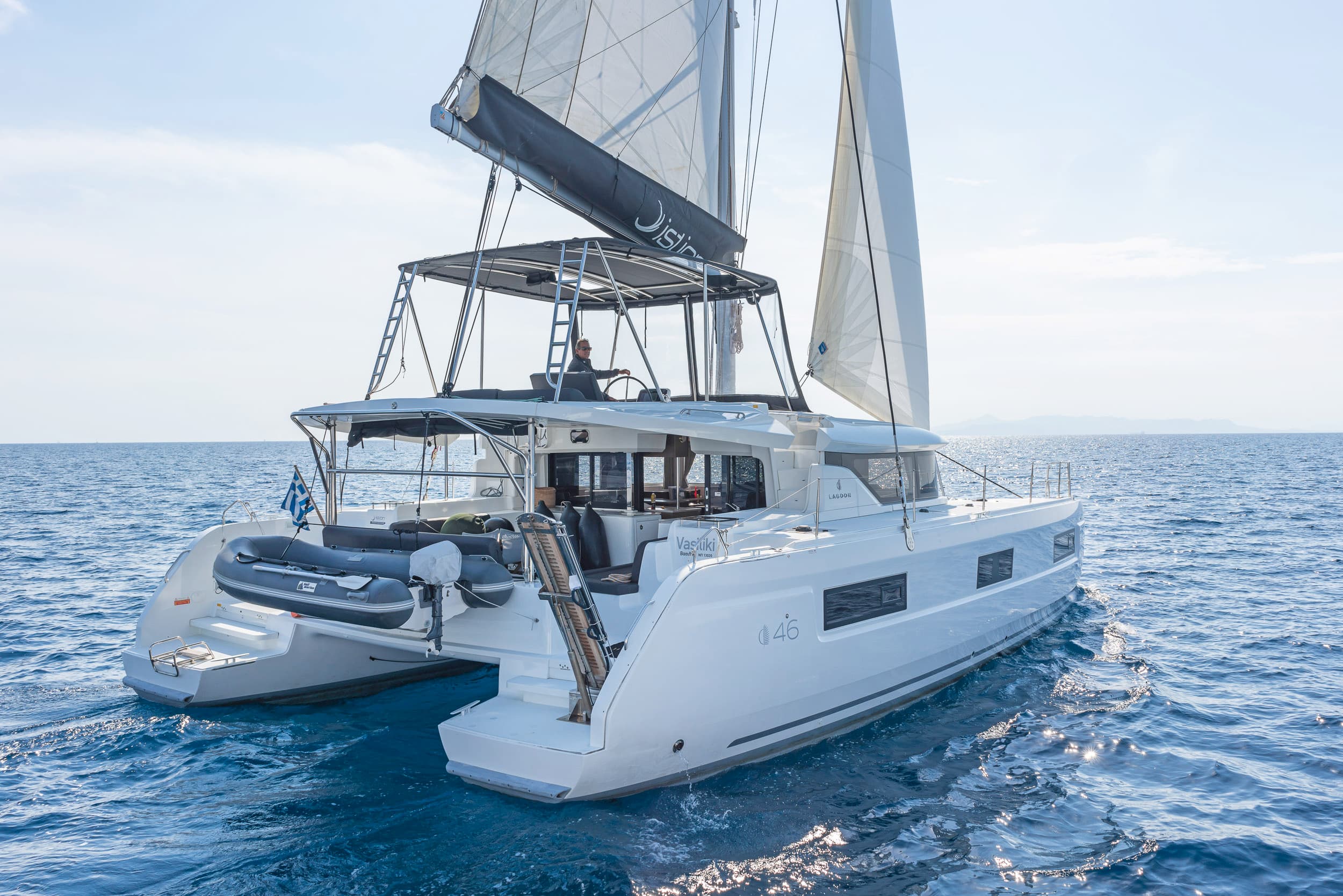 Lagoon 46  - photo 10