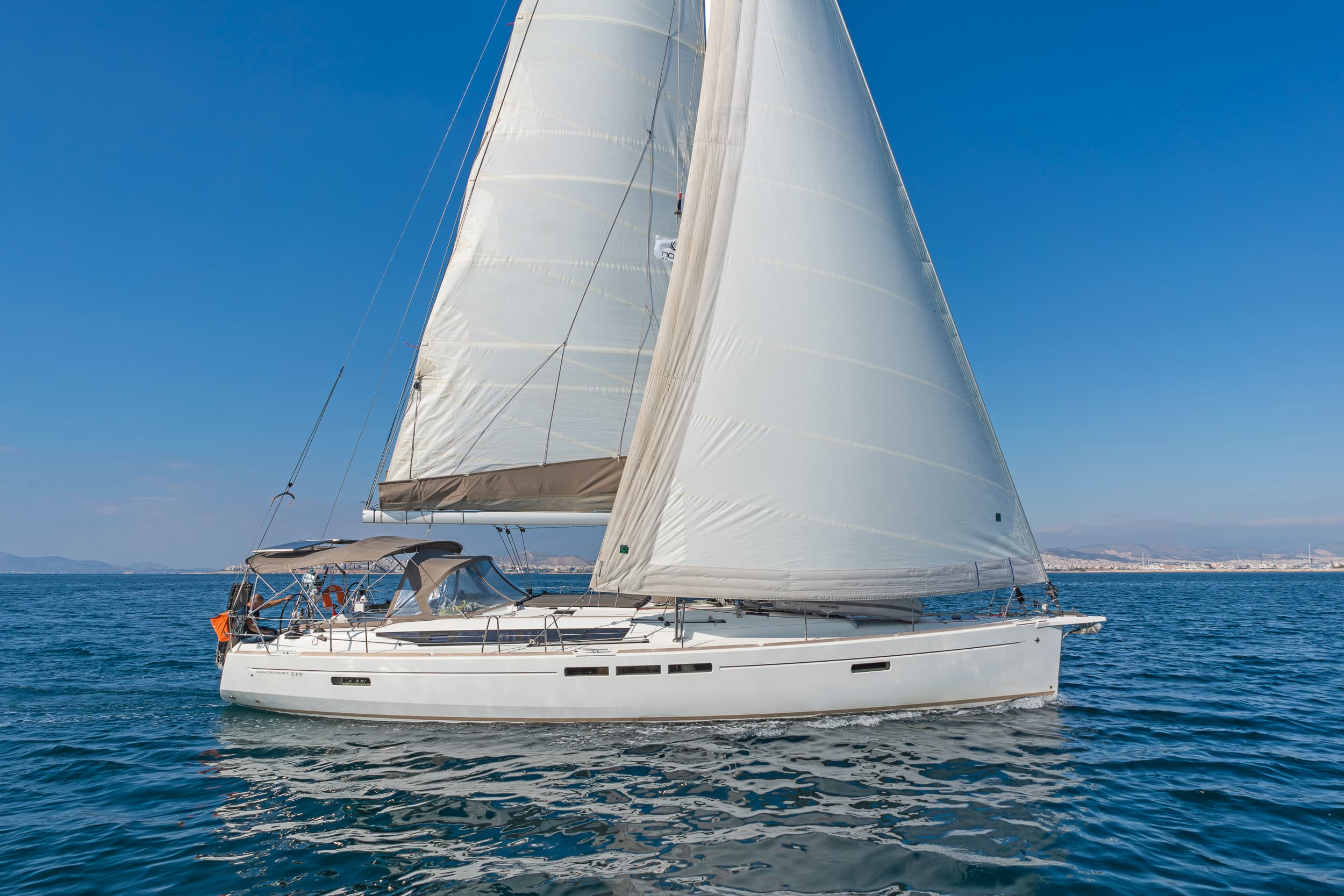 Sun Odyssey 519 - photo 4