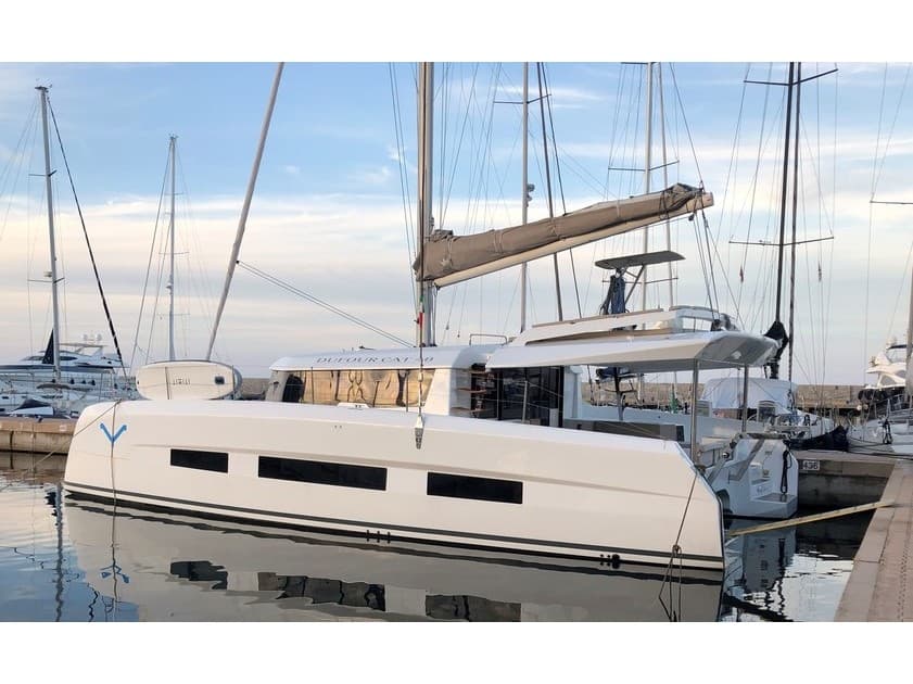 Dufour Catamaran 48 - photo