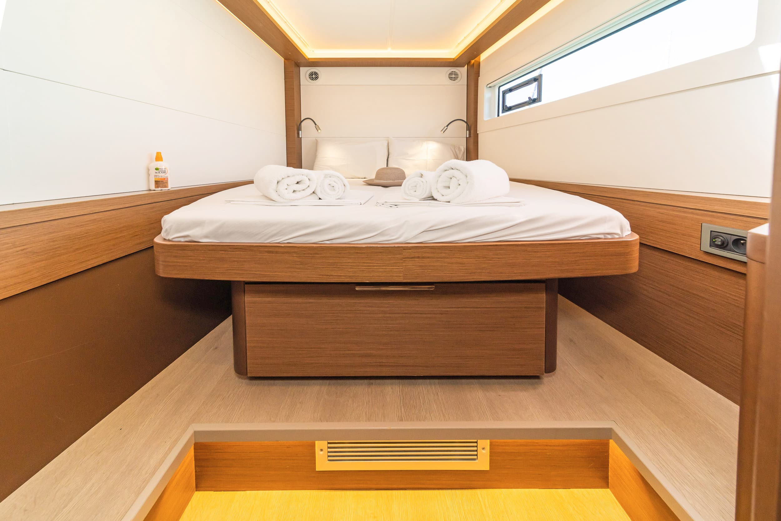 Lagoon 46  - photo 15