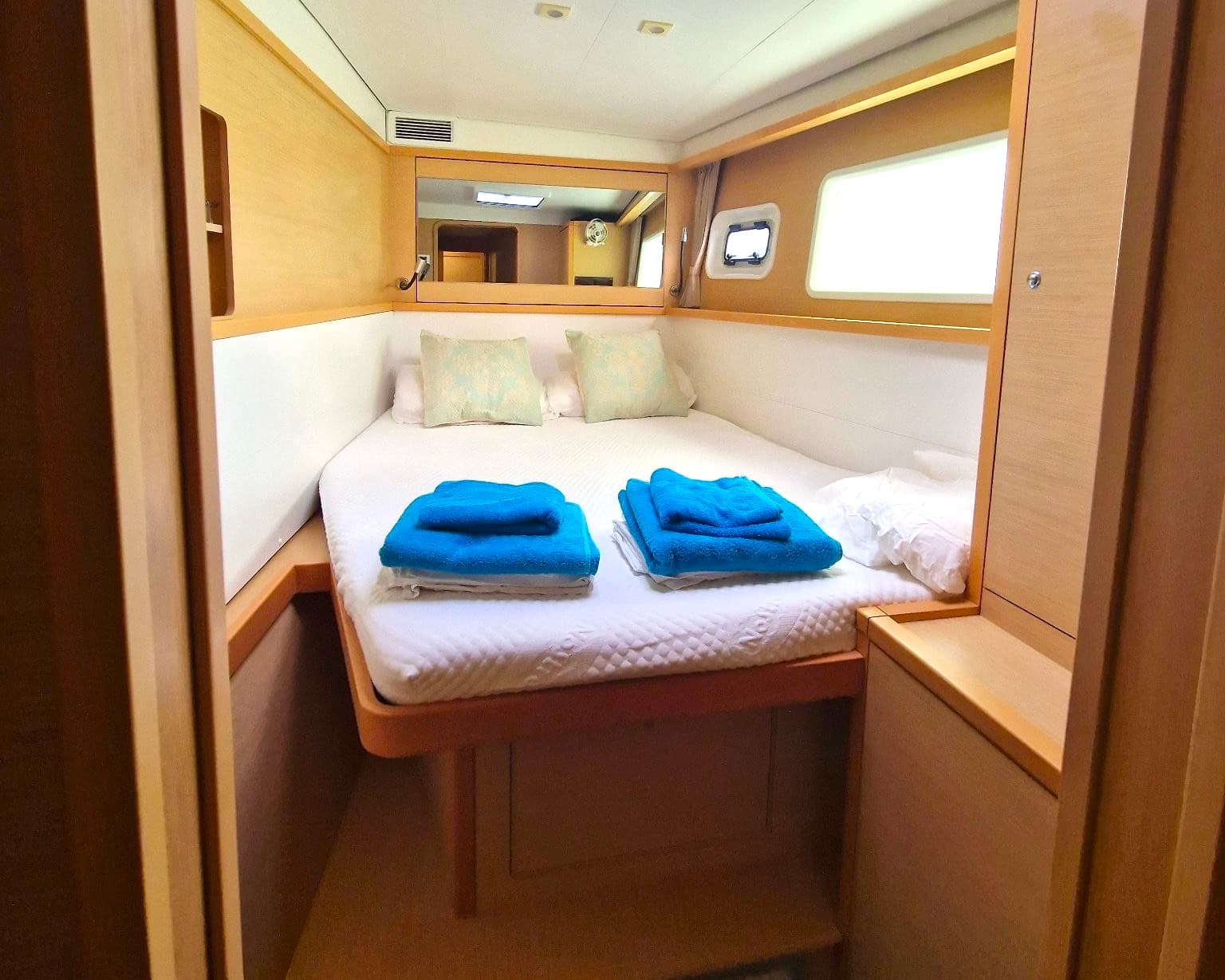 Lagoon 450 Fly - photo 10