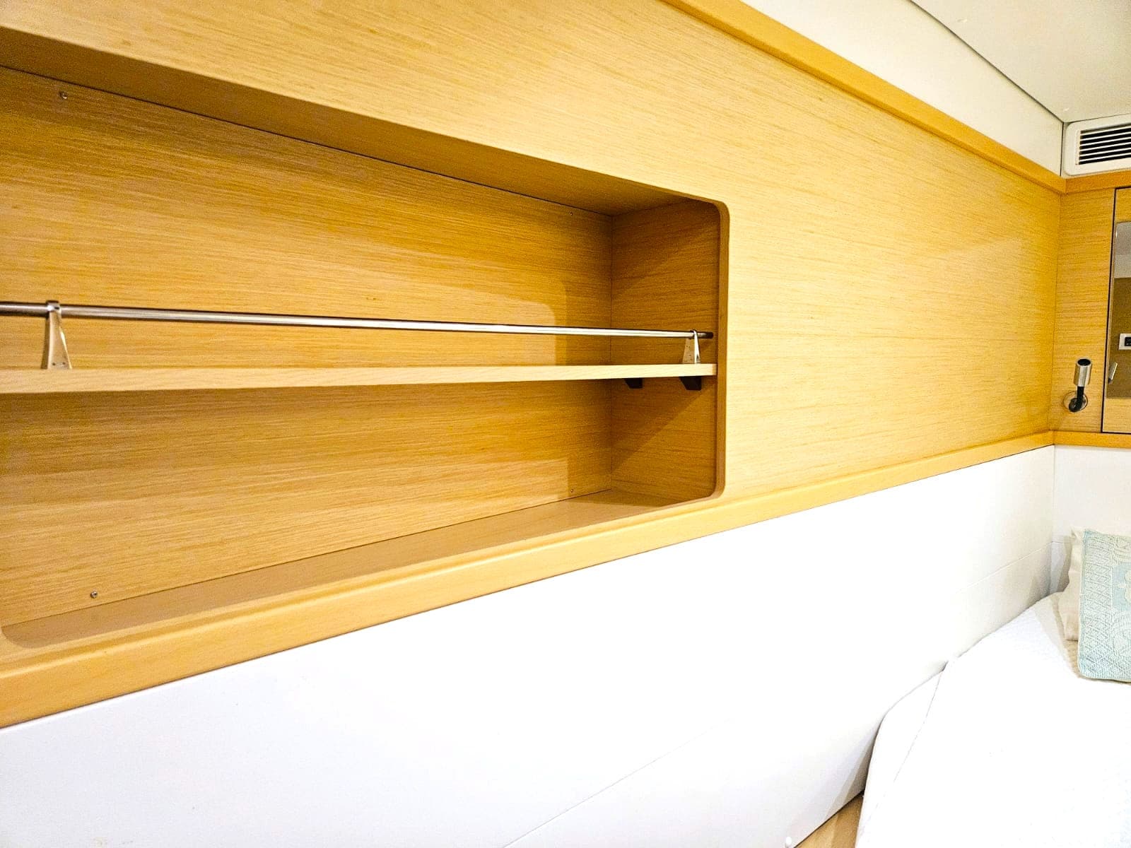 Lagoon 450 Fly - photo 36