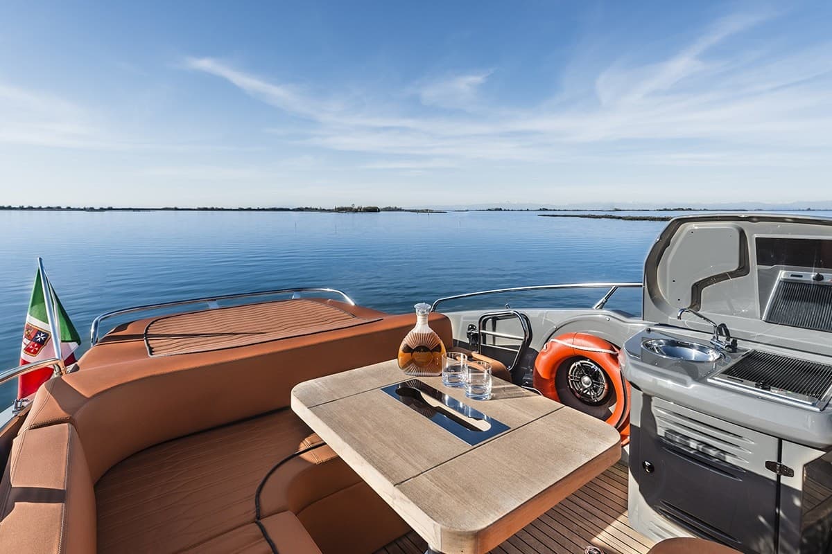 Cranchi E30 Endurance - photo 21