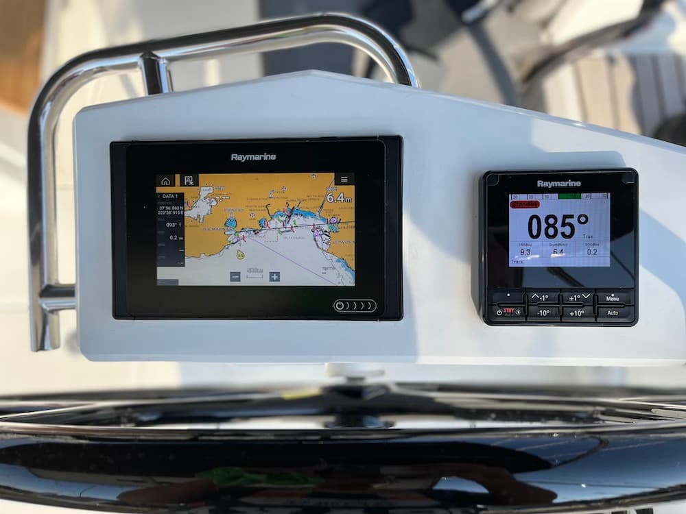 Oceanis 46.1 - photo 7