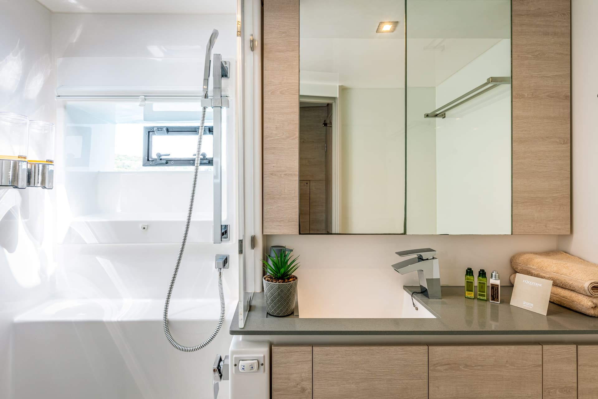 Leopard 50 - photo 26