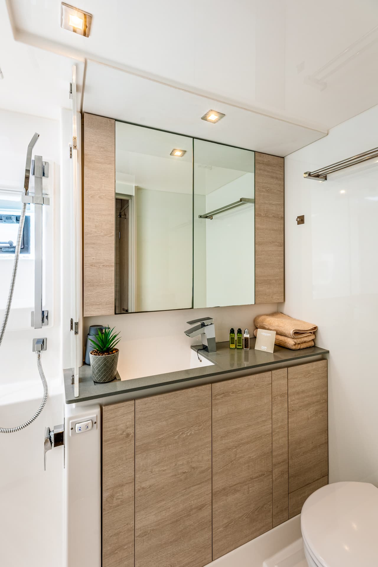 Leopard 50 - photo 35