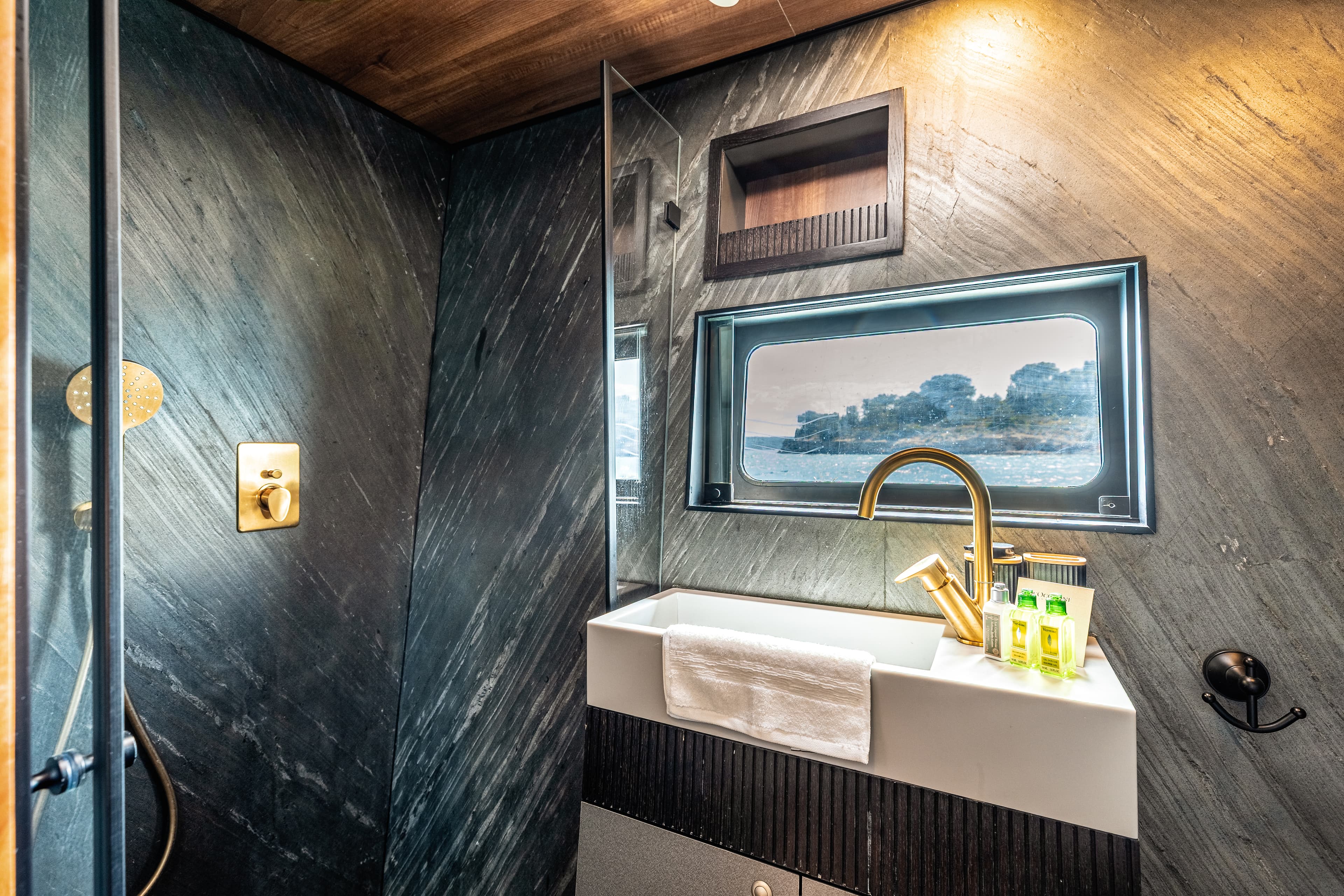 Catamaran - photo 18