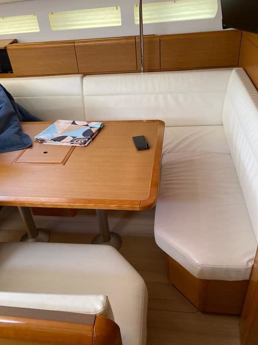 Sun Odyssey 519 - photo 5