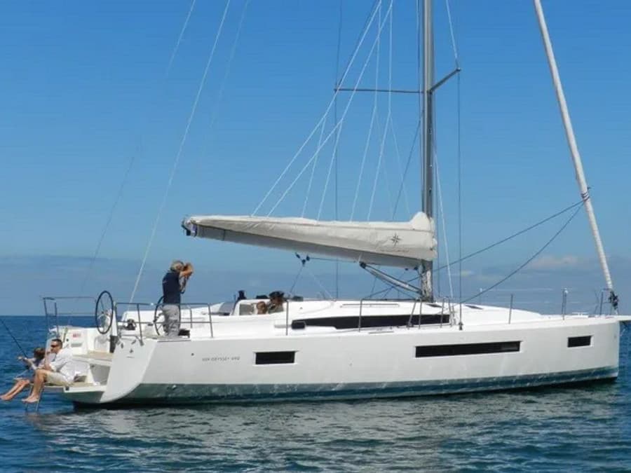 Sun Odyssey 49 - photo