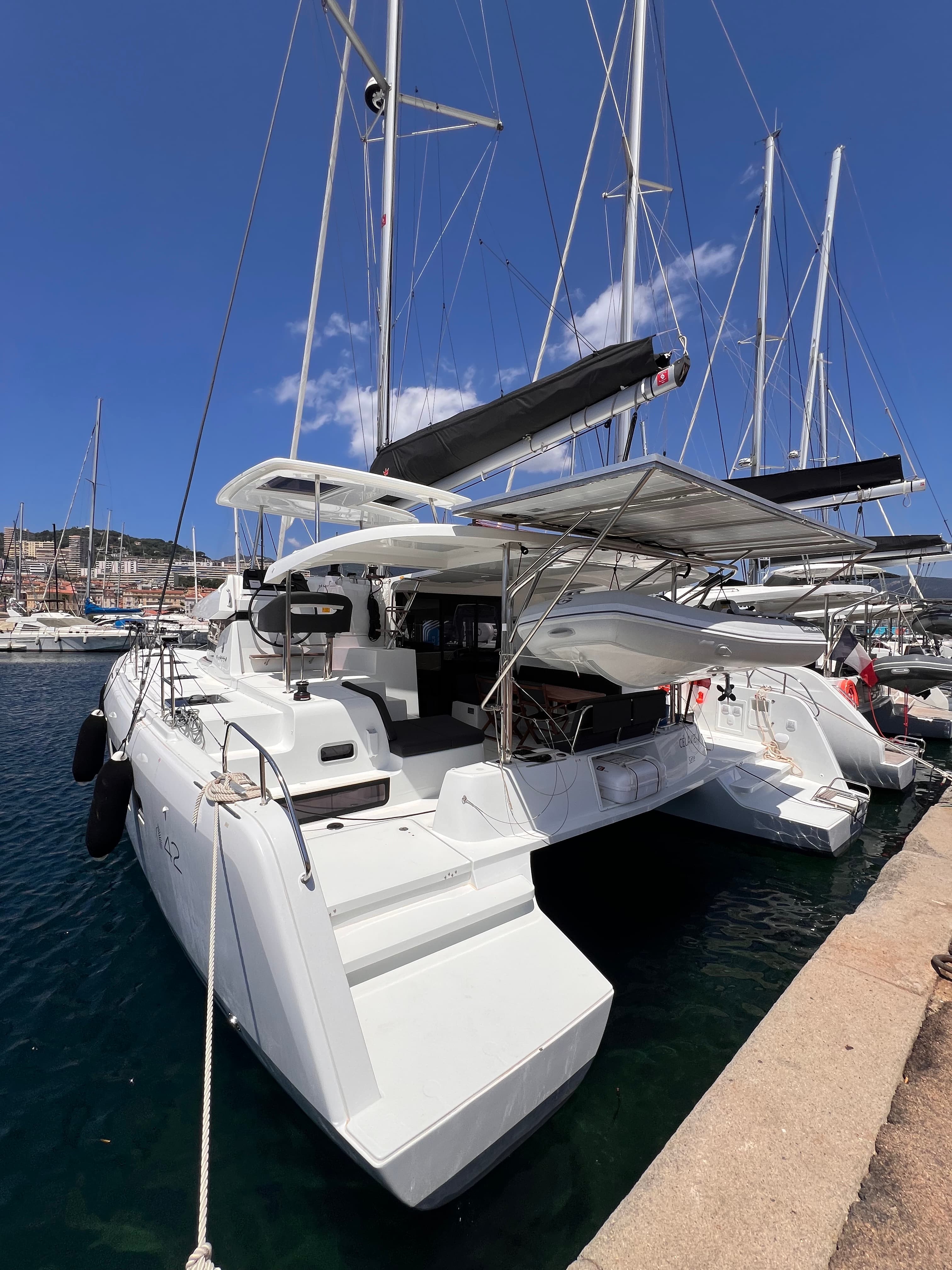 Lagoon 42 - photo 10