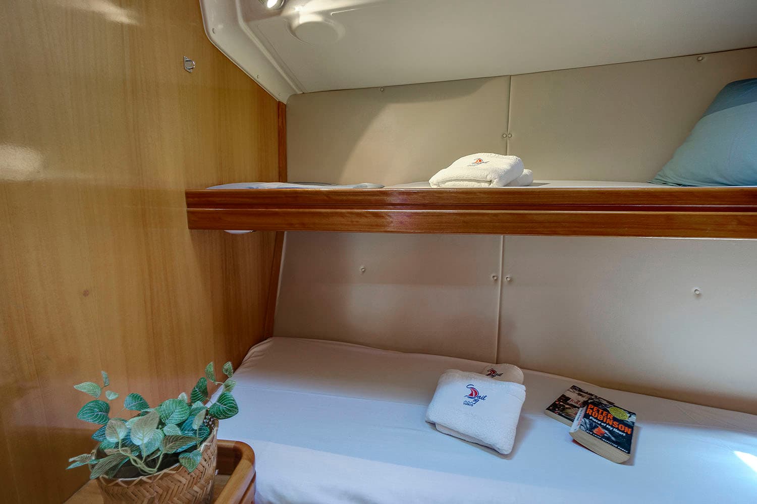 Bavaria 46 Cruiser - photo 9