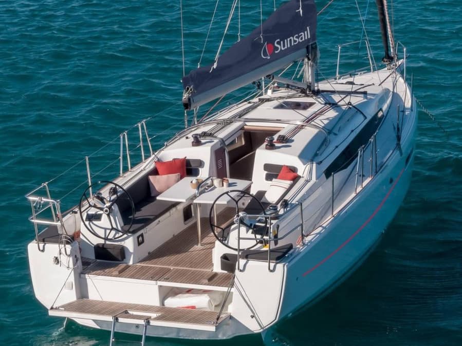 Sun Odyssey 380 - photo