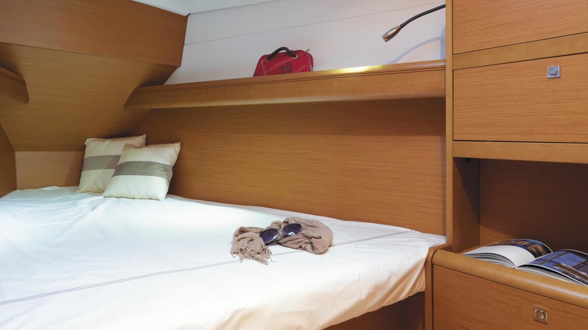 Sun Odyssey 389 - photo 6