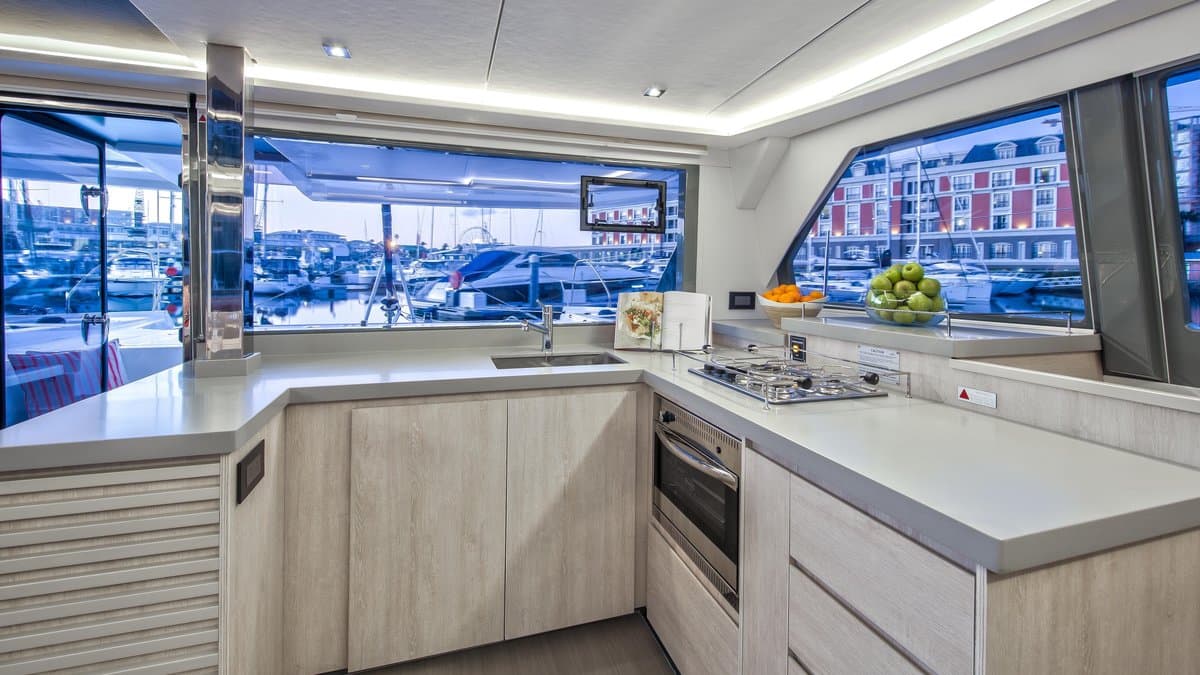 Leopard 45 - photo 11