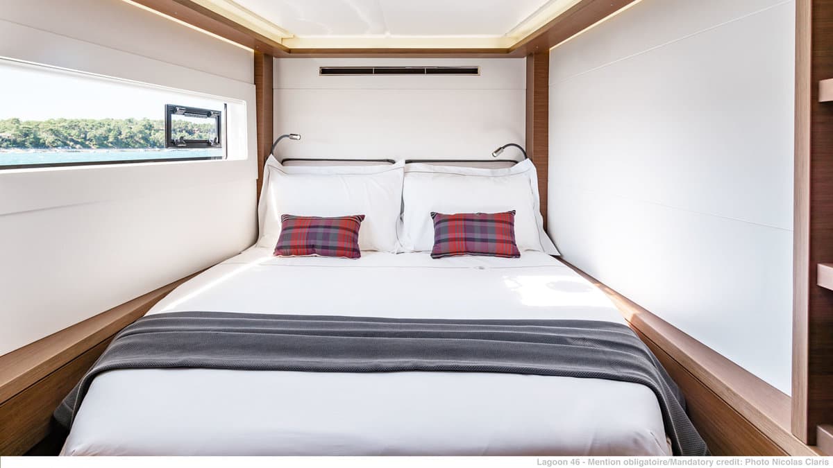 Lagoon 46  - photo 4