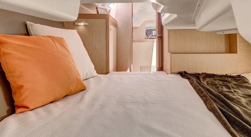 Oceanis 311 - photo 4