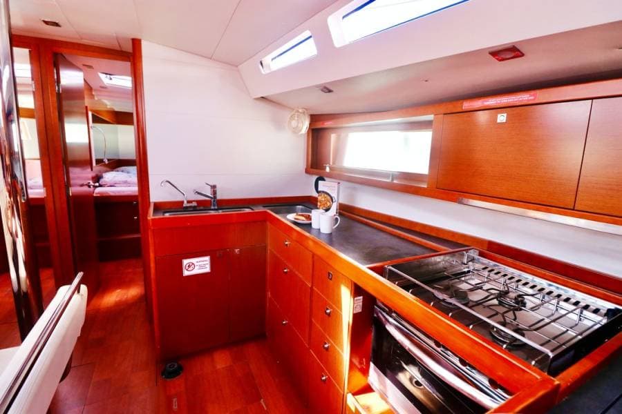 Oceanis 48 - photo 6