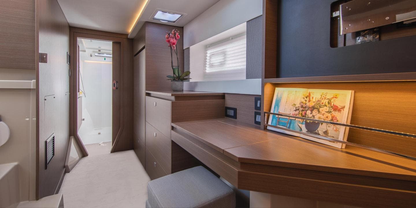 Leopard 42 - photo 9