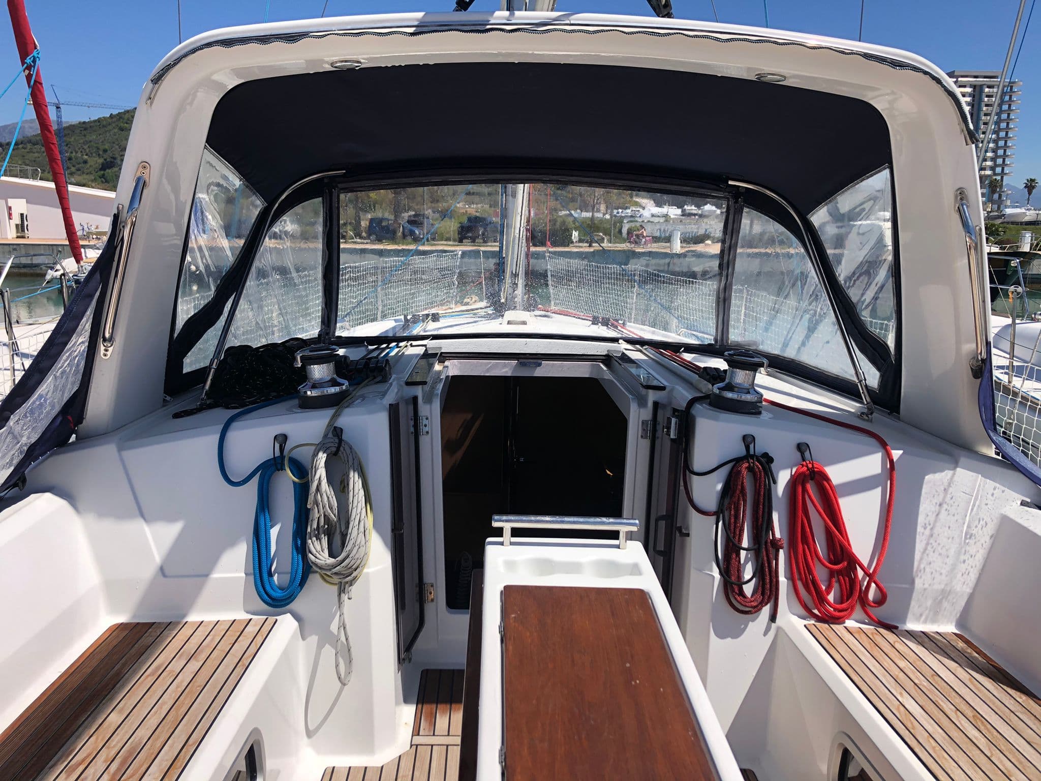 Oceanis 38 - photo 9