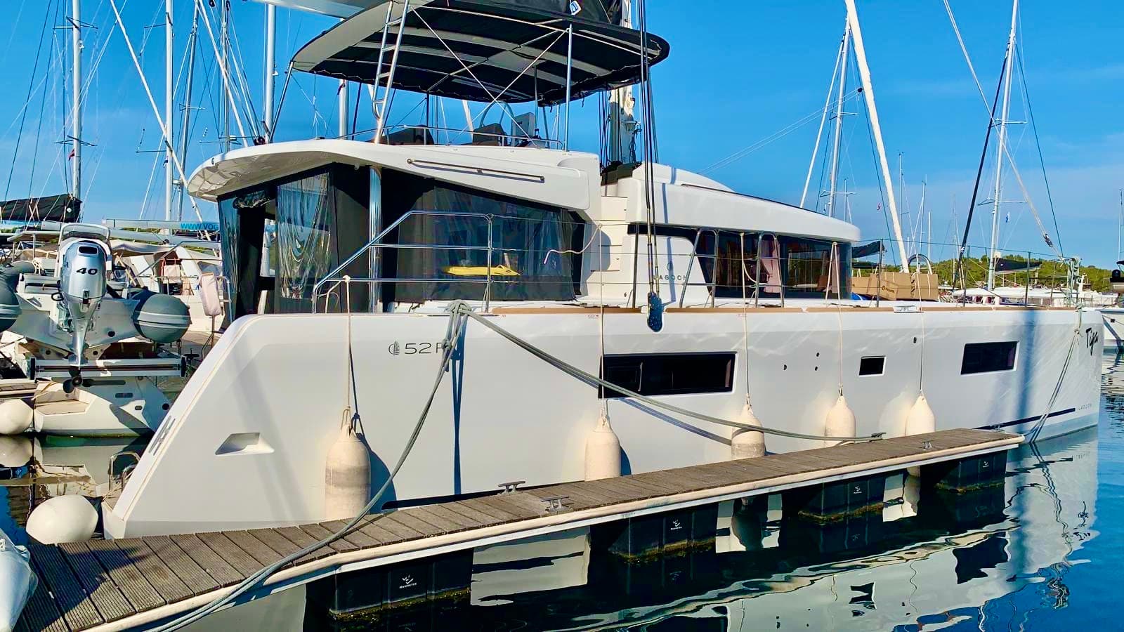 Lagoon 52F - photo 8