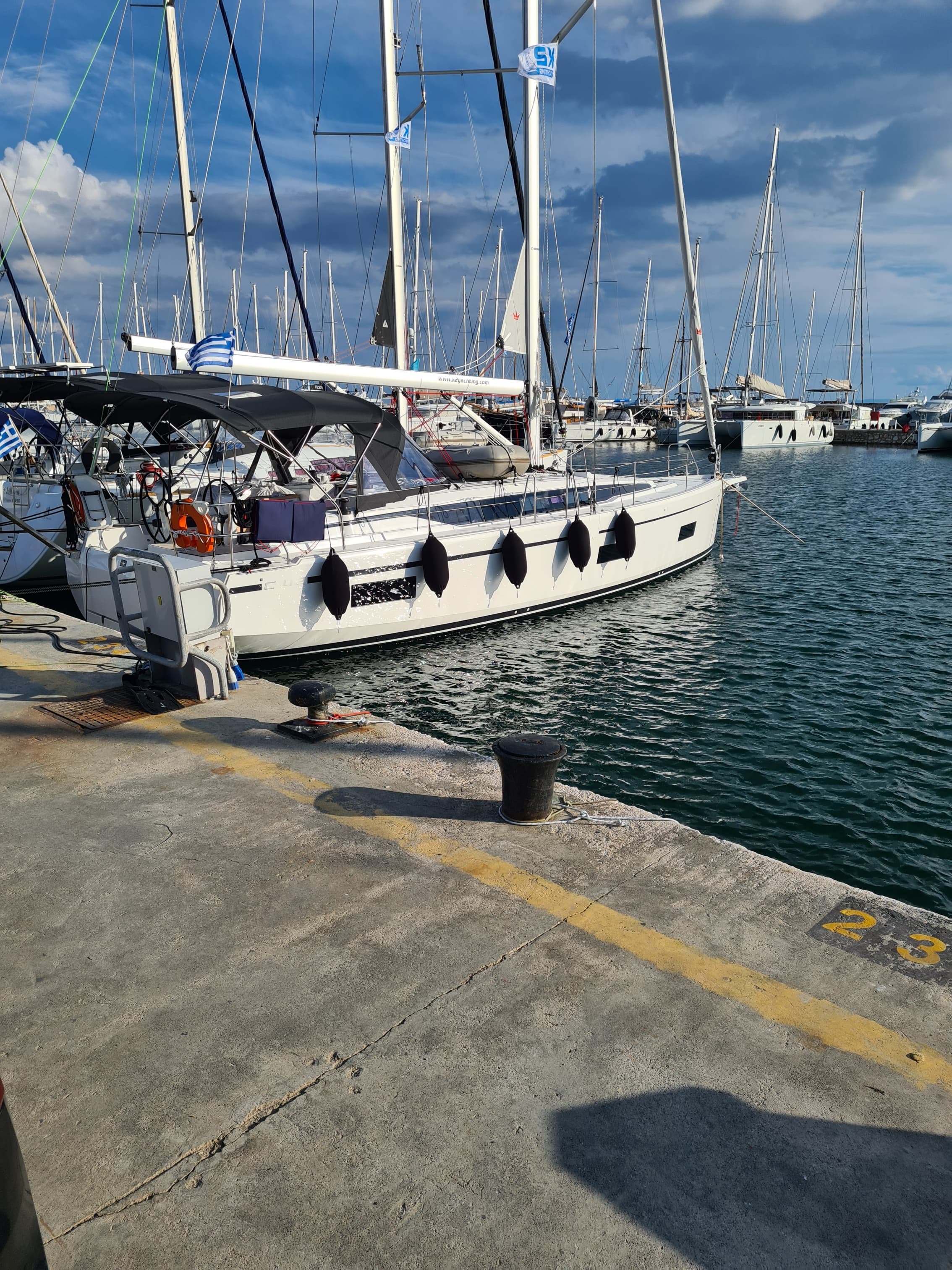 Bavaria C42 - photo 10