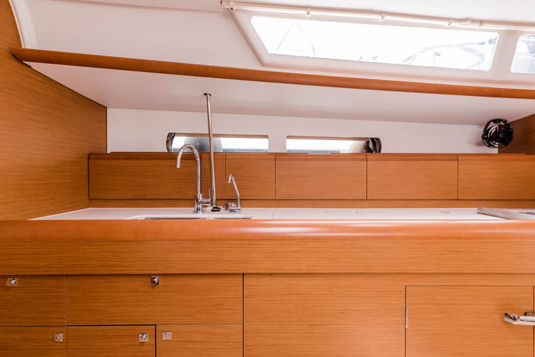 Sun Odyssey 479 - photo 5