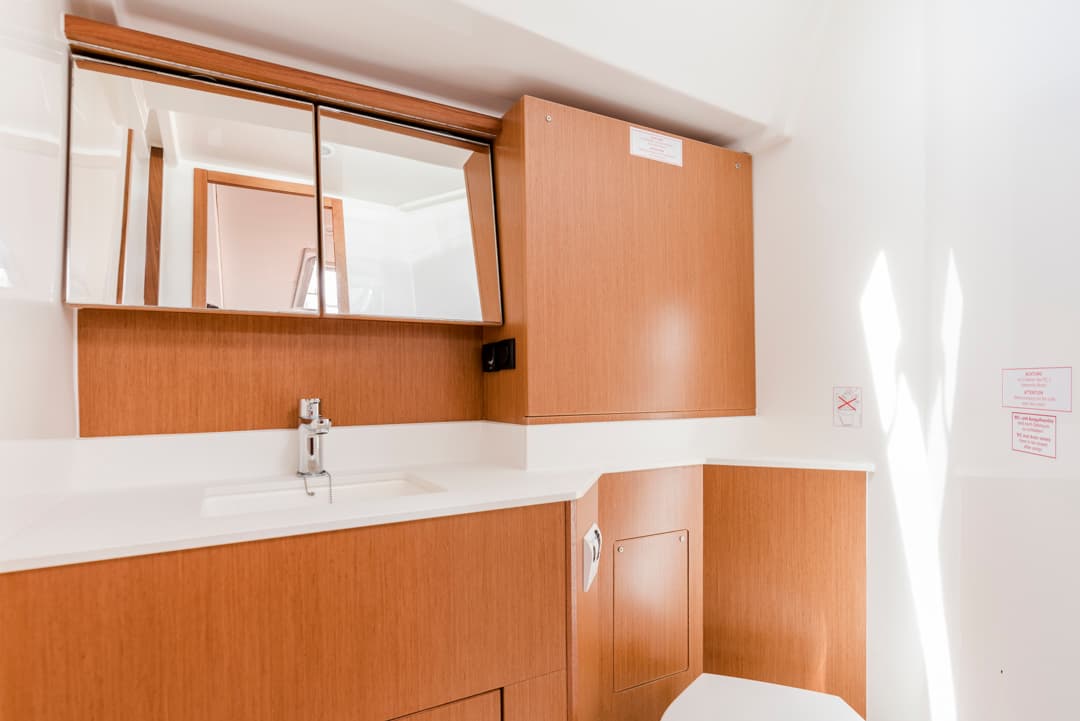 Bavaria C45 - photo 25