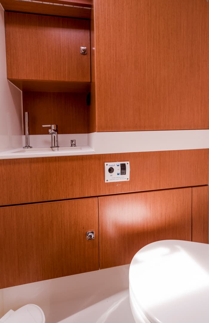 Bavaria C45 - photo 17