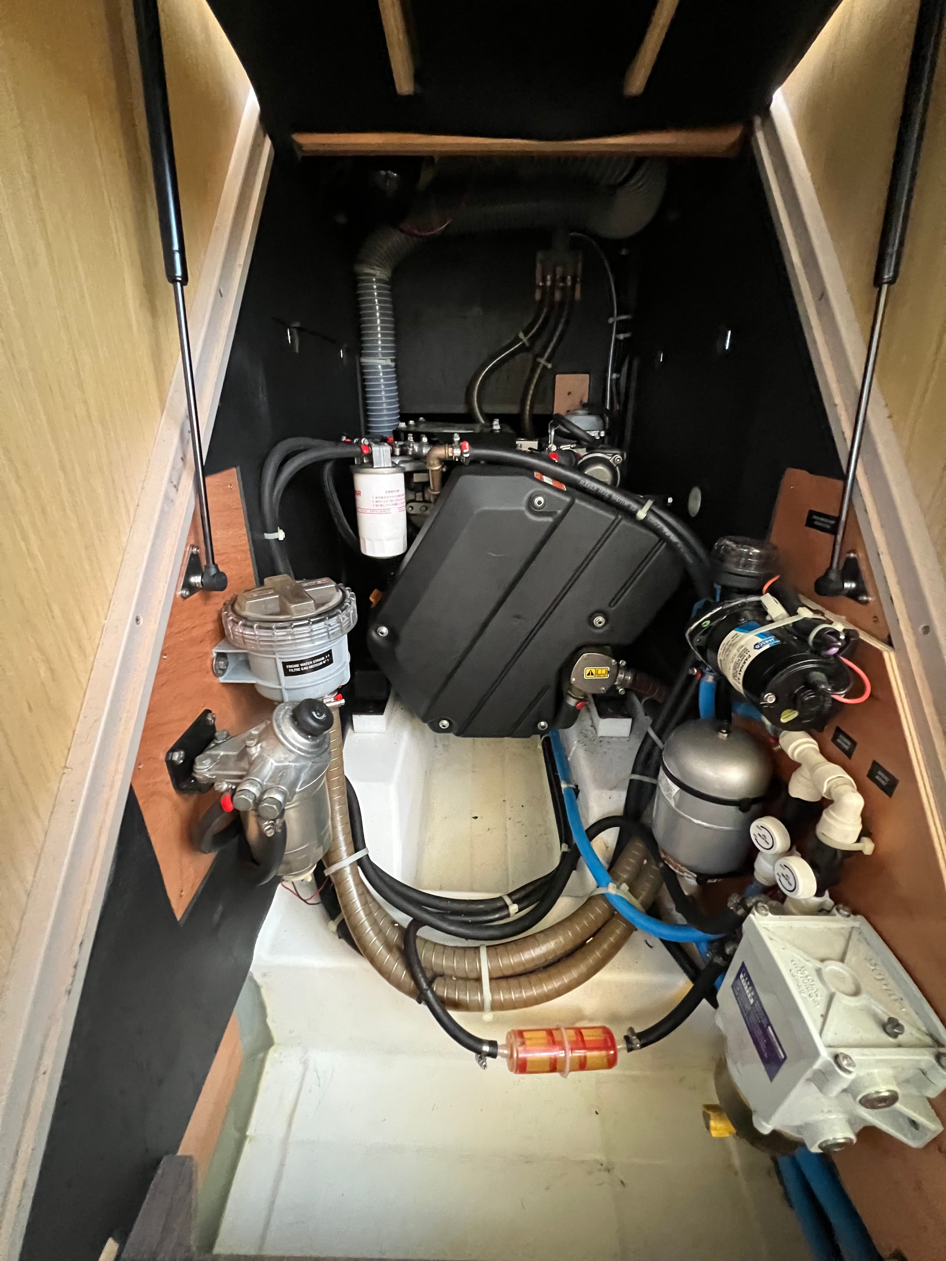 Oceanis 41.1 - photo 4