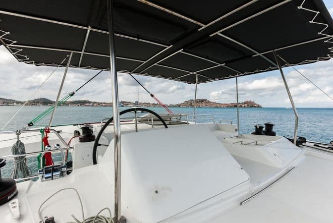 Lagoon 450 Fly - photo 10